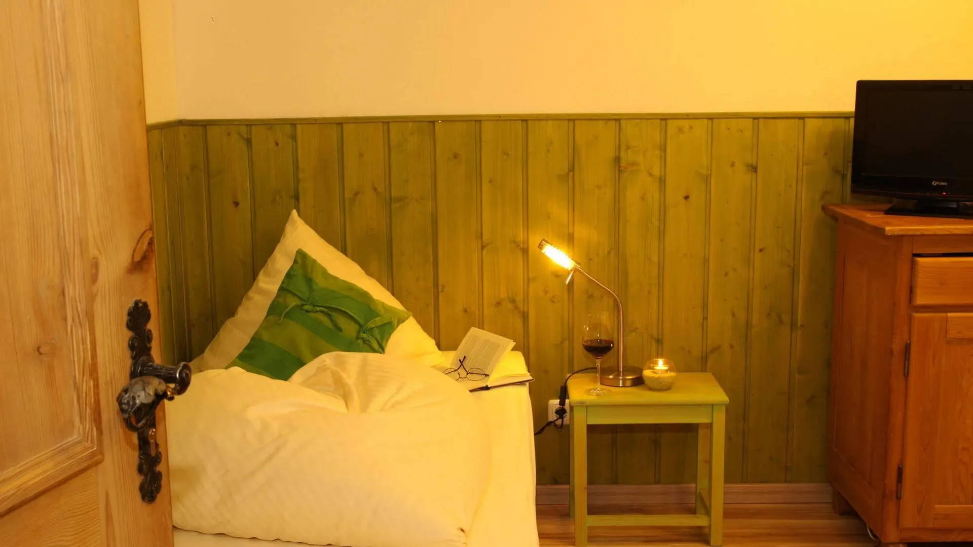 Guest house Dreimaederlhaus - Das Vegetarische Boutique Hotel Fussen
